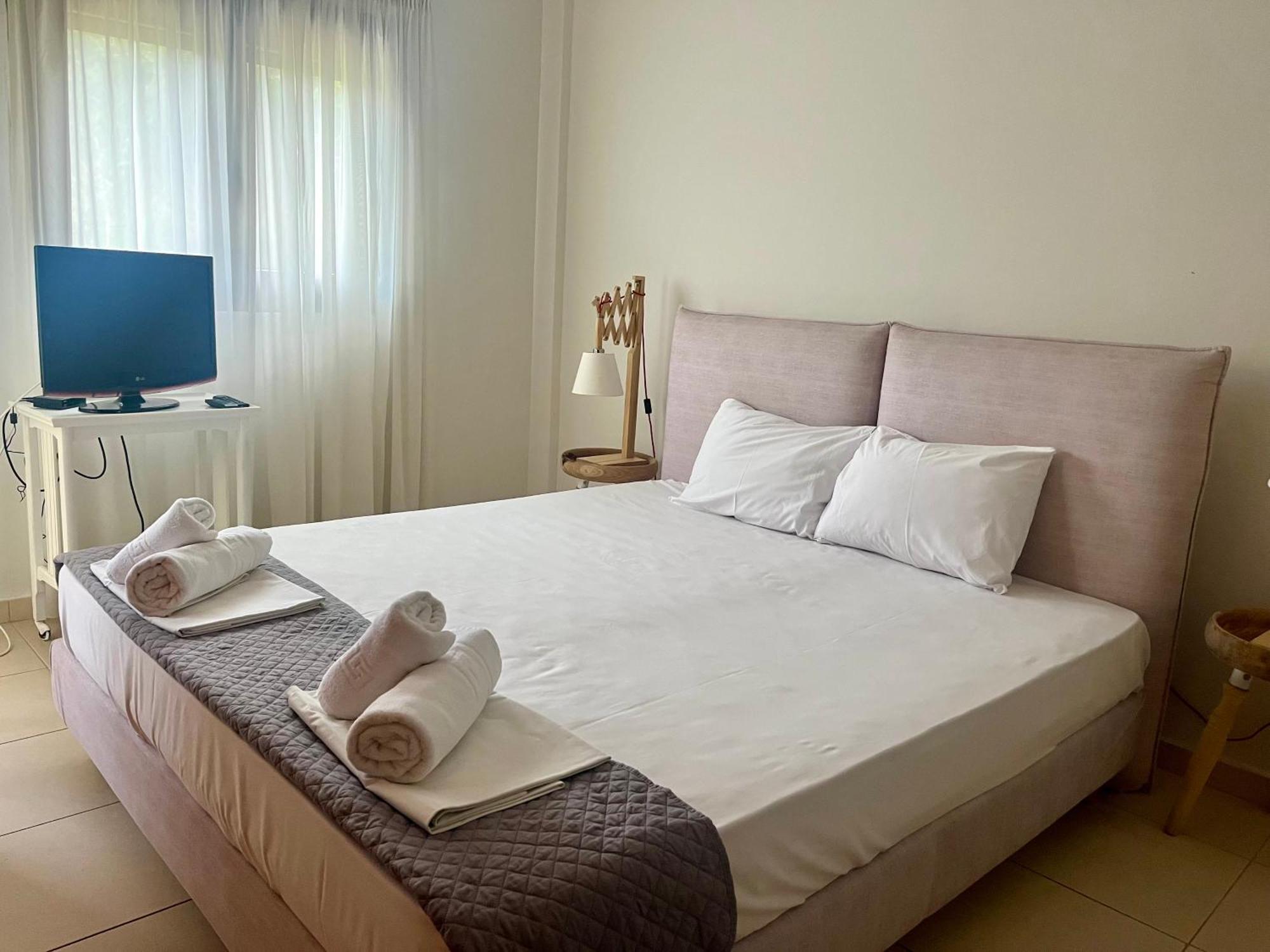 The Beach House - Apartments & Studios (Adults Only) Afytos Eksteriør billede