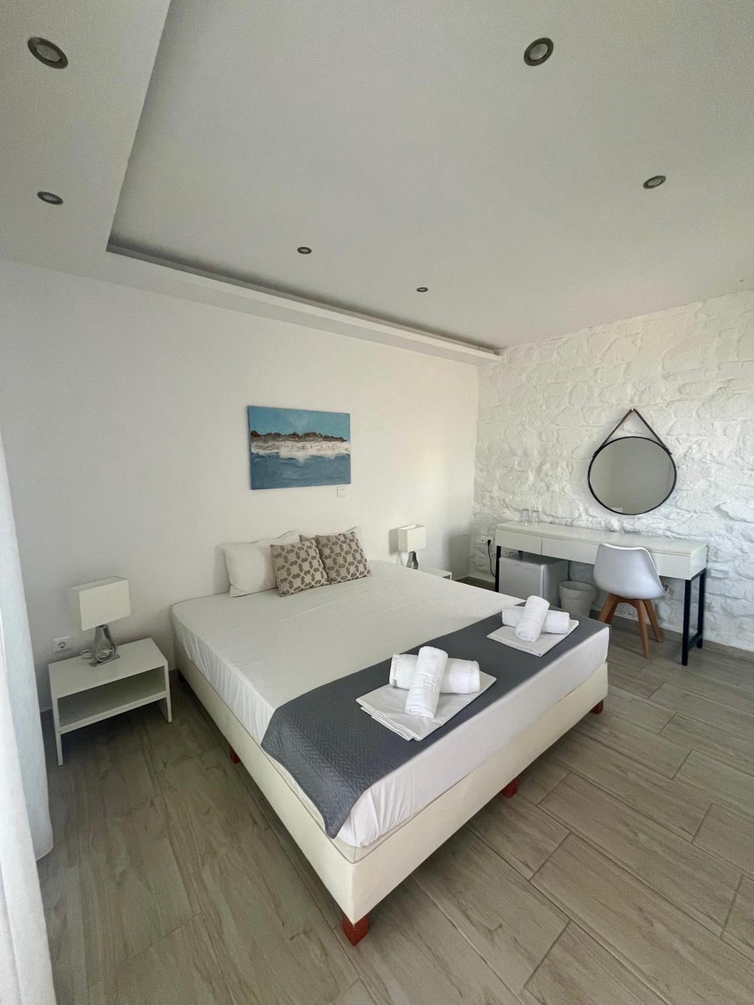 The Beach House - Apartments & Studios (Adults Only) Afytos Eksteriør billede