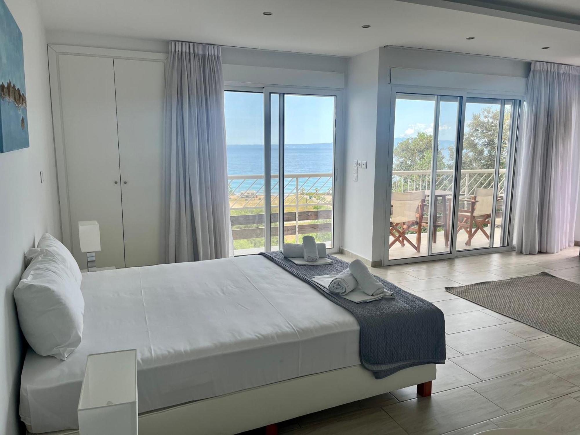 The Beach House - Apartments & Studios (Adults Only) Afytos Eksteriør billede