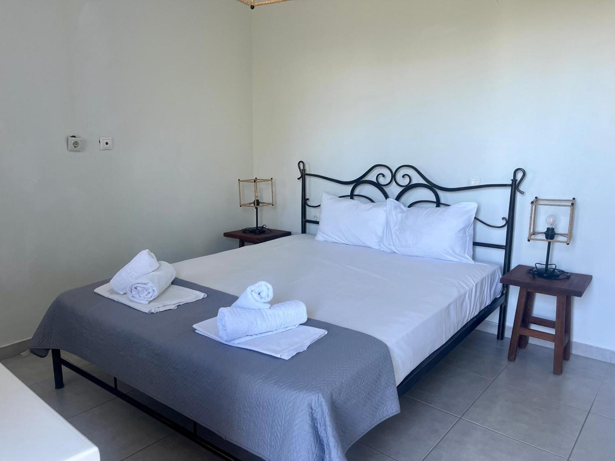 The Beach House - Apartments & Studios (Adults Only) Afytos Eksteriør billede