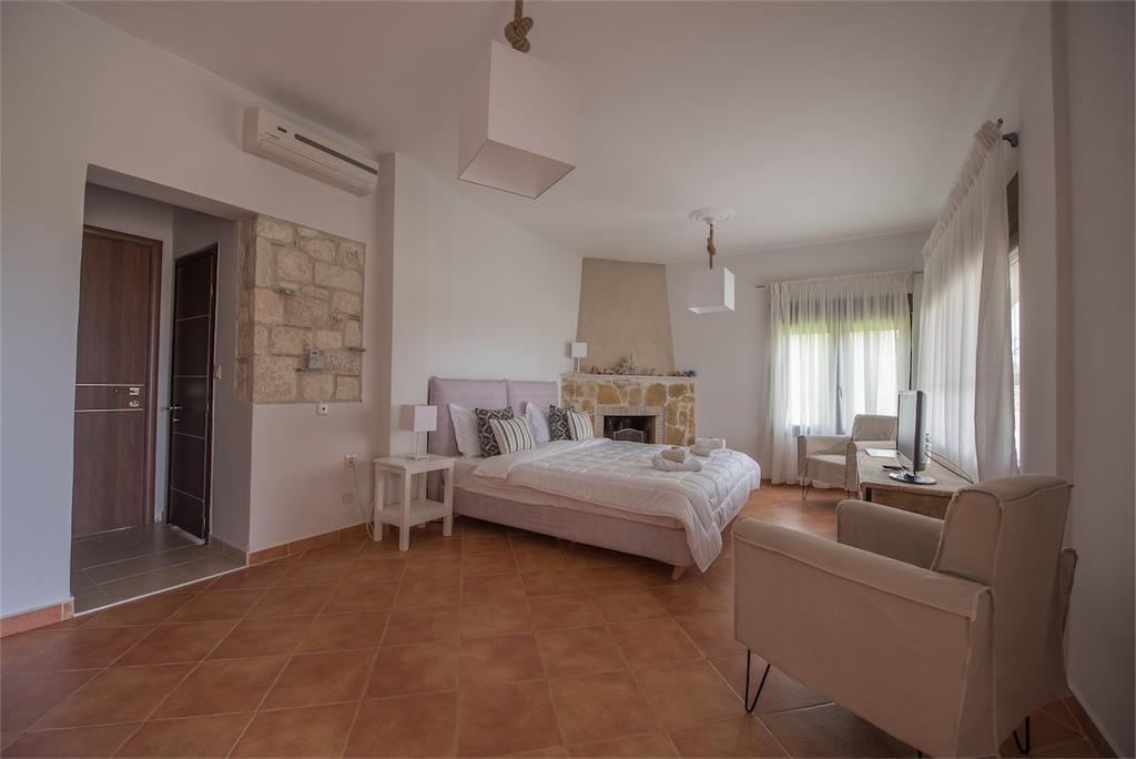 The Beach House - Apartments & Studios (Adults Only) Afytos Eksteriør billede